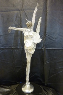 Wire Woman Sculpture2